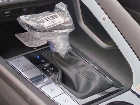 New 2026 Hyundai Elantra SEL Sport Premium FWD image 17