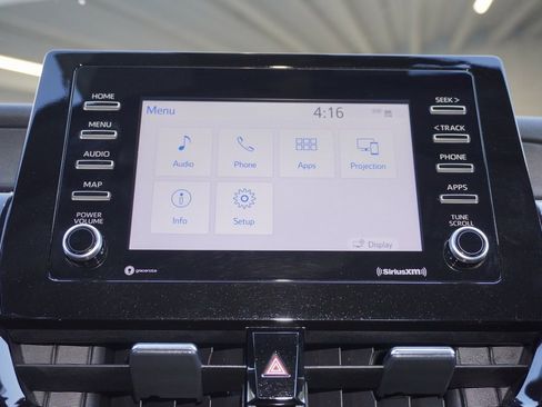 Used 2023 Toyota Camry SE image 14