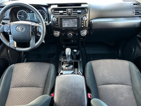Used 2019 Toyota 4Runner TRD Off-Road image 13