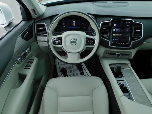 Used 2024 Volvo XC90 B6 Plus w/ Protection Package Premier image 15
