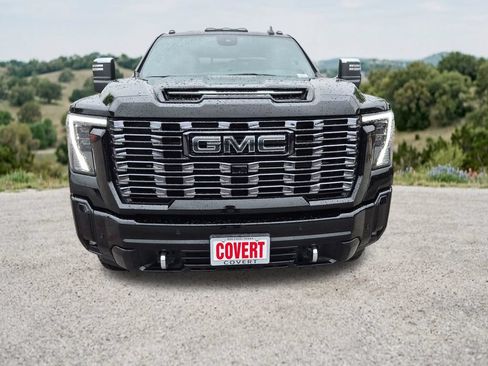 Used 2025 GMC Sierra 2500 Denali Ultimate w/ Max Trailering Package AWD/4WD image 2