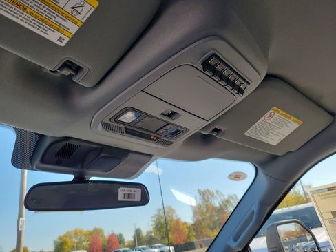 New 2026 Ford F550 4x4 Crew Cab image 32