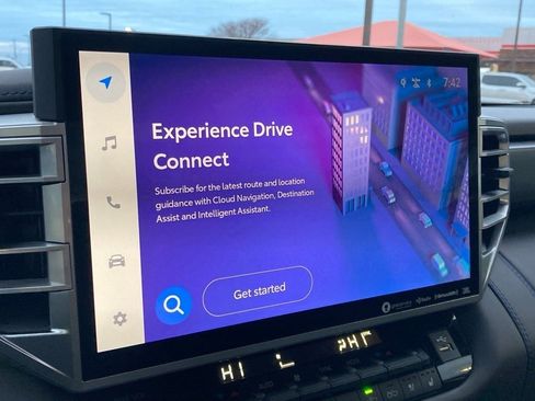 Used 2024 Toyota Tundra Platinum image 22