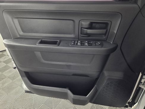 Used 2017 RAM 1500 Tradesman RWD image 18