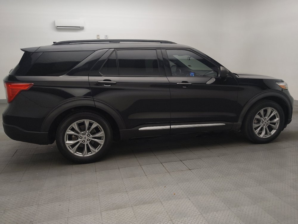 Used 2020 Ford Explorer XLT w/ Equipment Group 202A RWD image 10
