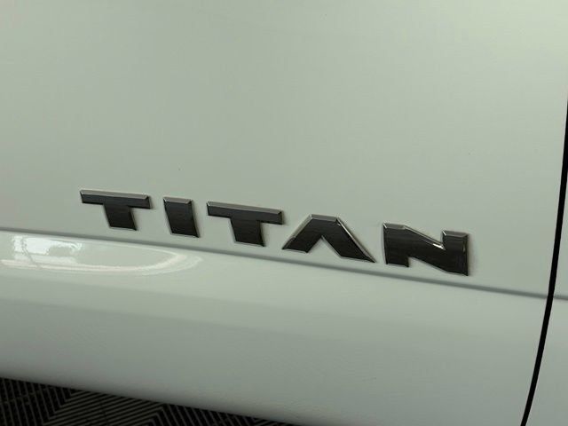 Certified 2023 Nissan Titan SV w/ SV Convenience Package AWD/4WD image 24