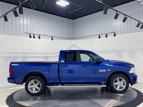 Used 2018 RAM 1500 Express w/ Express Value Package AWD/4WD image 4