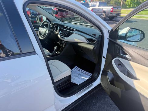 Used 2022 Buick Encore GX Essence w/ Advanced Technology Package AWD/4WD image 9
