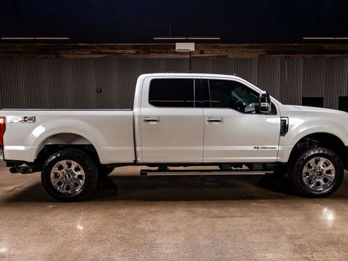 Used 2019 Ford F250 Lariat w/ Lariat Ultimate Package image 10