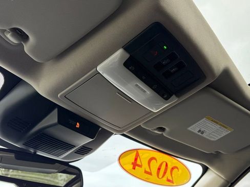 Certified 2024 Nissan Rogue Platinum w/ Platinum Premium Package image 25