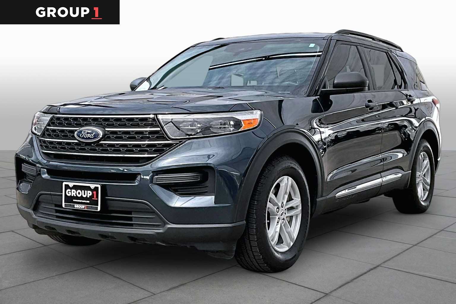 Used 2023 Ford Explorer XLT RWD image 1