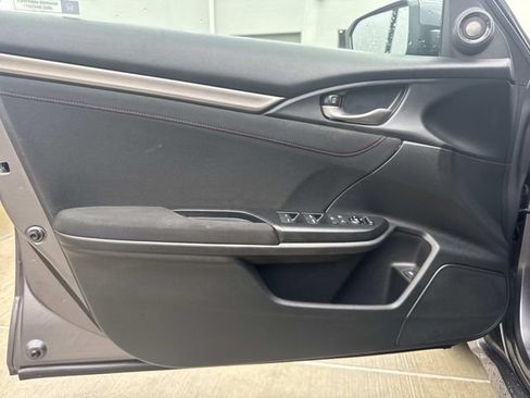 Used 2018 Honda Civic Si image 15
