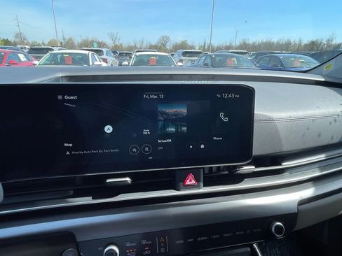 New 2026 Kia Carnival image 16