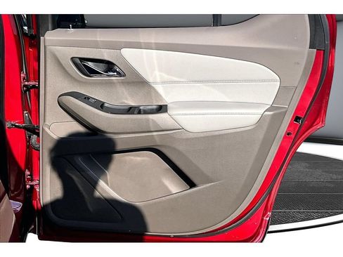Used 2019 Chevrolet Traverse Premier AWD/4WD image 41
