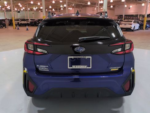 Certified 2025 Subaru Crosstrek 2.5i Sport w/ Crosstrek Mirror Package AWD/4WD image 5
