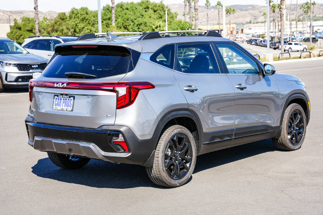Used 2025 Kia Seltos X-Line AWD/4WD image 7