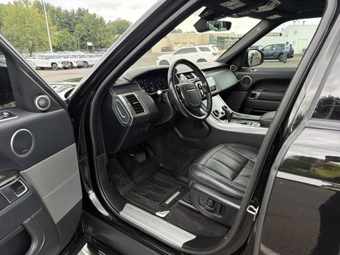Used 2018 Land Rover Range Rover Sport HSE AWD/4WD image 16