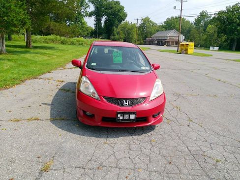 Used 2011 Honda Fit Sport image 4