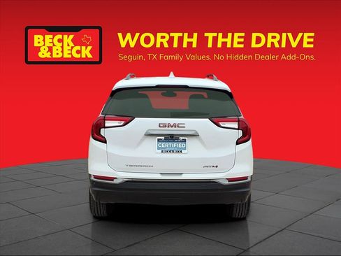 Certified 2022 GMC Terrain AT4 w/ Infotainment Package II image 6