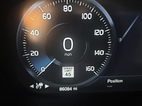 Used 2019 Volvo S60 T6 R-Design image 14