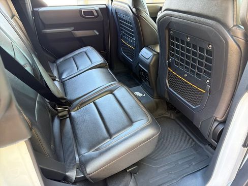 Used 2022 Ford Bronco Badlands image 31