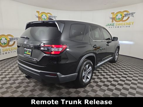 Used 2023 Honda Pilot EX-L image 9