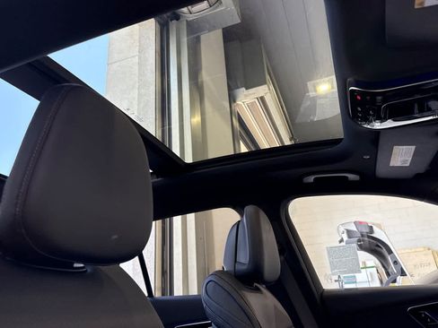 New 2026 Mercedes-Benz GLC 300 4MATIC image 16