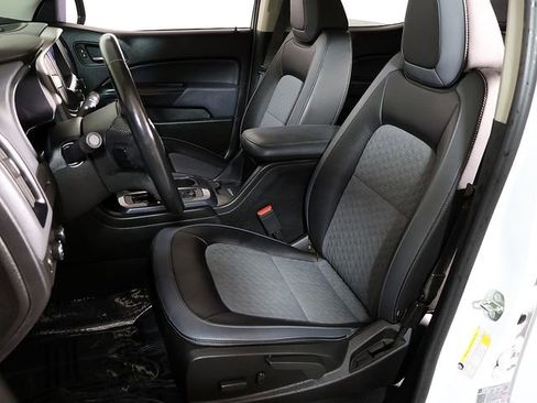 Used 2019 Chevrolet Colorado Z71 AWD/4WD image 4