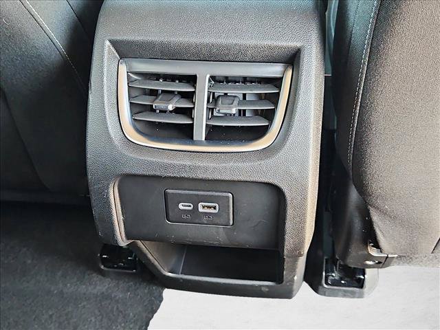 Used 2025 Chevrolet Blazer LT FWD image 16