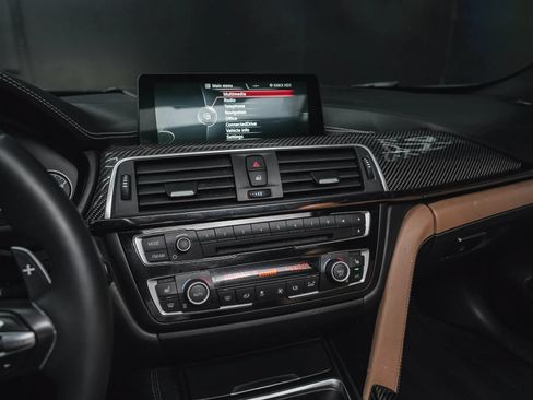 Used 2015 BMW M4 Coupe w/ Executive Package RWD image 47