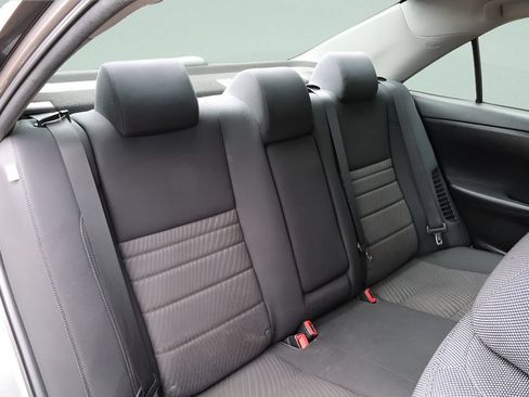 Used 2015 Toyota Camry LE FWD image 24