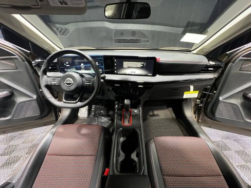 New 2026 Nissan Kicks SR image 20