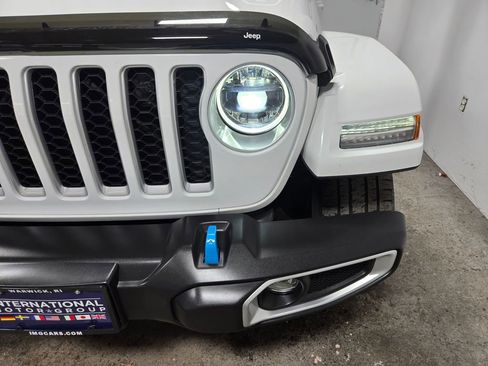 Used 2023 Jeep Wrangler Unlimited Sahara w/ Cold Weather Group image 6