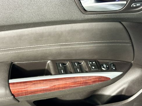 Used 2016 Acura TLX V6 image 17