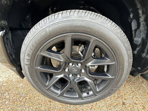 Used 2022 RAM 1500 Laramie image 30