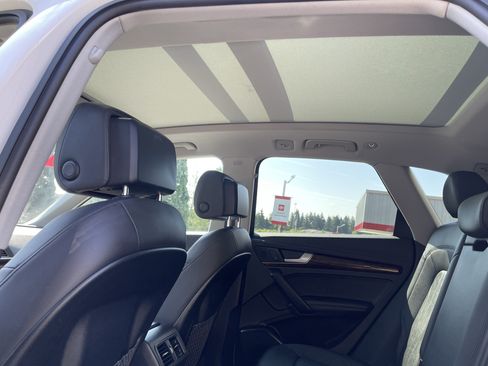 Used 2020 Audi Q5 2.0T Premium Plus w/ Premium Plus Package AWD/4WD image 15