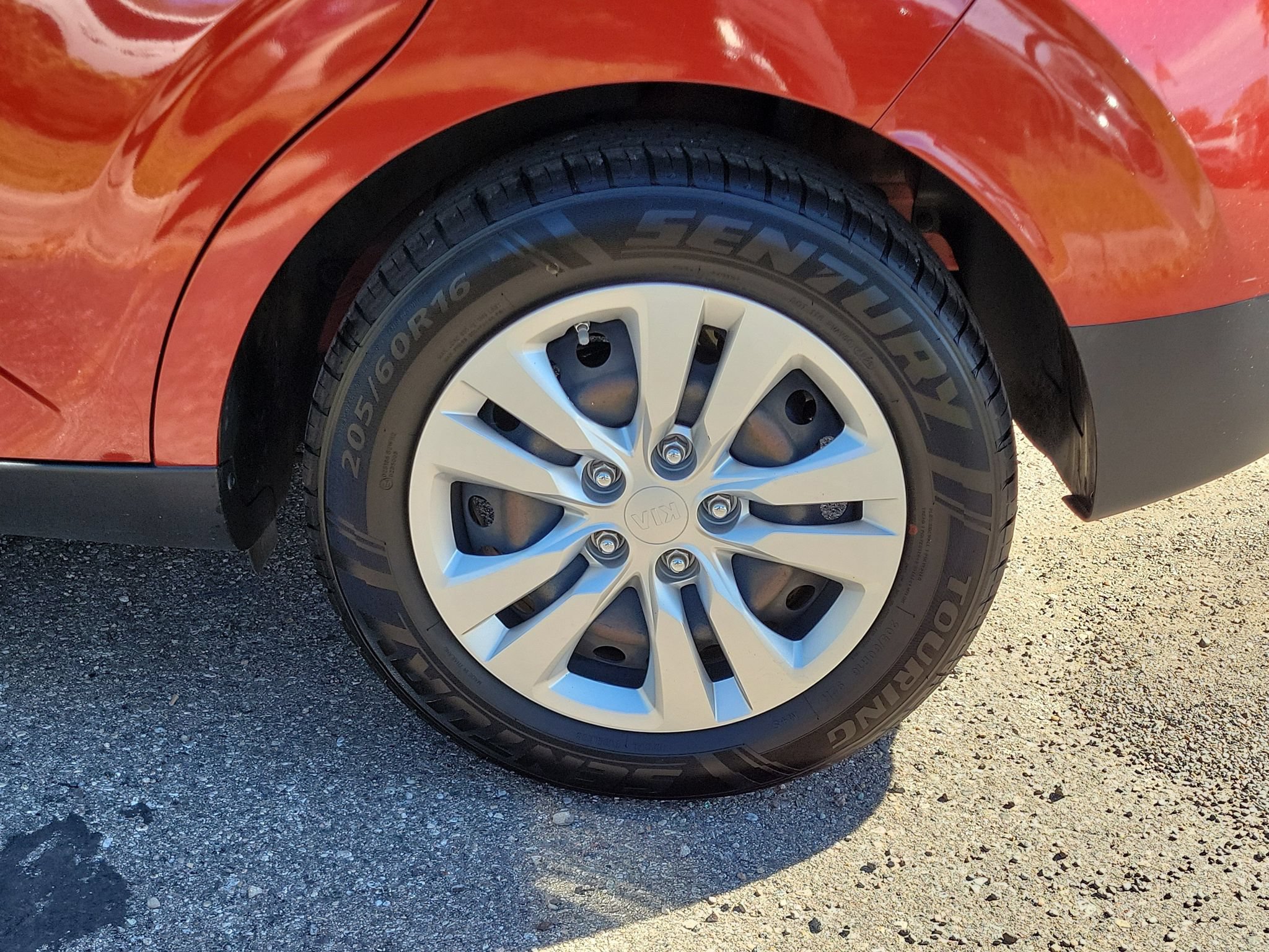 Used 2020 Kia Soul LX FWD image 26