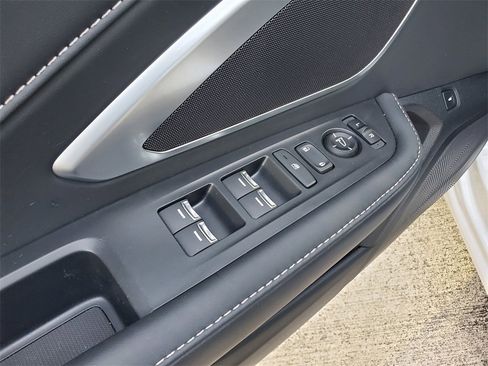 Used 2025 Acura RDX Base image 21