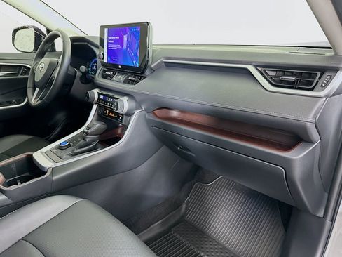 Used 2024 Toyota RAV4 Limited w/ Advanced Technology Package image 31
