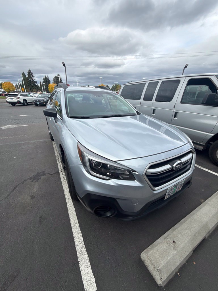 Used 2019 Subaru Outback 2.5i AWD/4WD image 1
