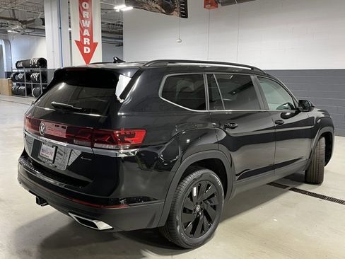New 2026 Volkswagen Atlas SE image 15