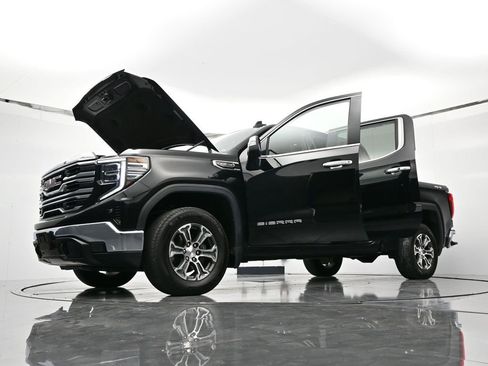 Certified 2024 GMC Sierra 1500 SLT image 57