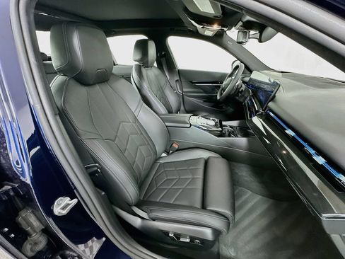 Used 2024 BMW 530i w/ Executive Package RWD image 28