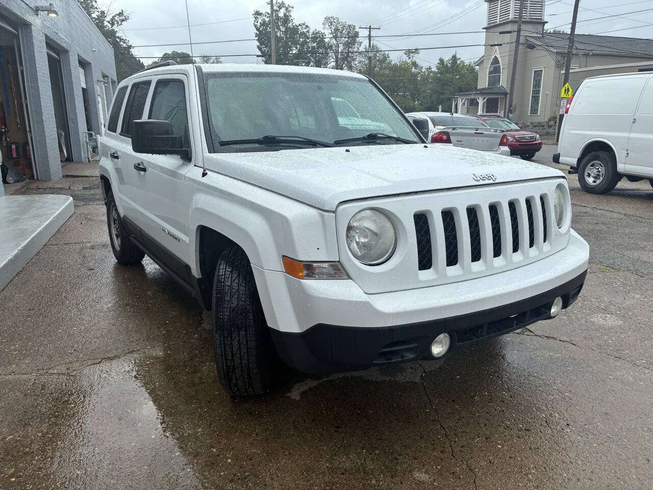 Used 2014 Jeep Patriot Sport FWD image 5