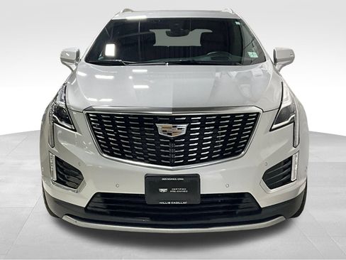 Used 2020 Cadillac XT5 Premium Luxury AWD/4WD image 2