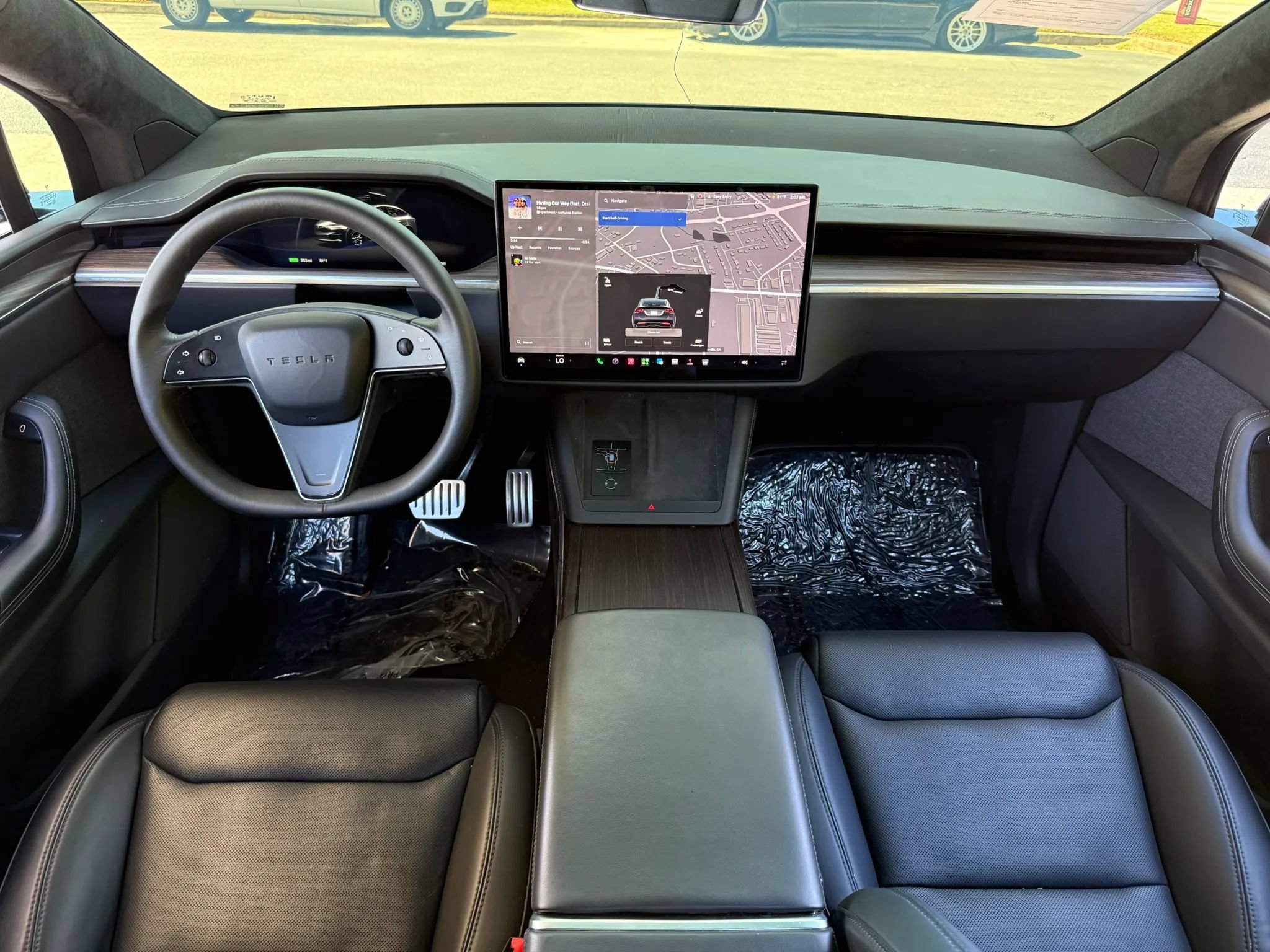 Used 2024 Tesla Model X AWD/4WD image 14