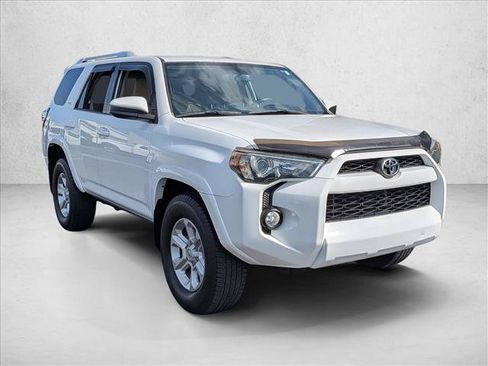 Used 2015 Toyota 4Runner SR5 RWD image 4