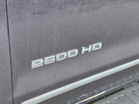 Used 2015 Chevrolet Silverado 2500 LTZ AWD/4WD image 12