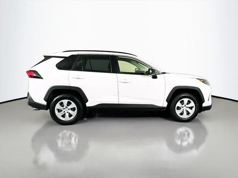 Certified 2019 Toyota RAV4 LE image 15