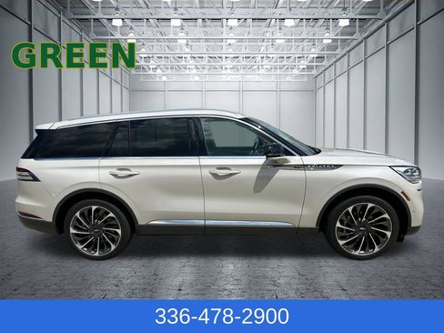 Certified 2023 Lincoln Aviator Reserve w/ Equipment Group 201A AWD/4WD image 9